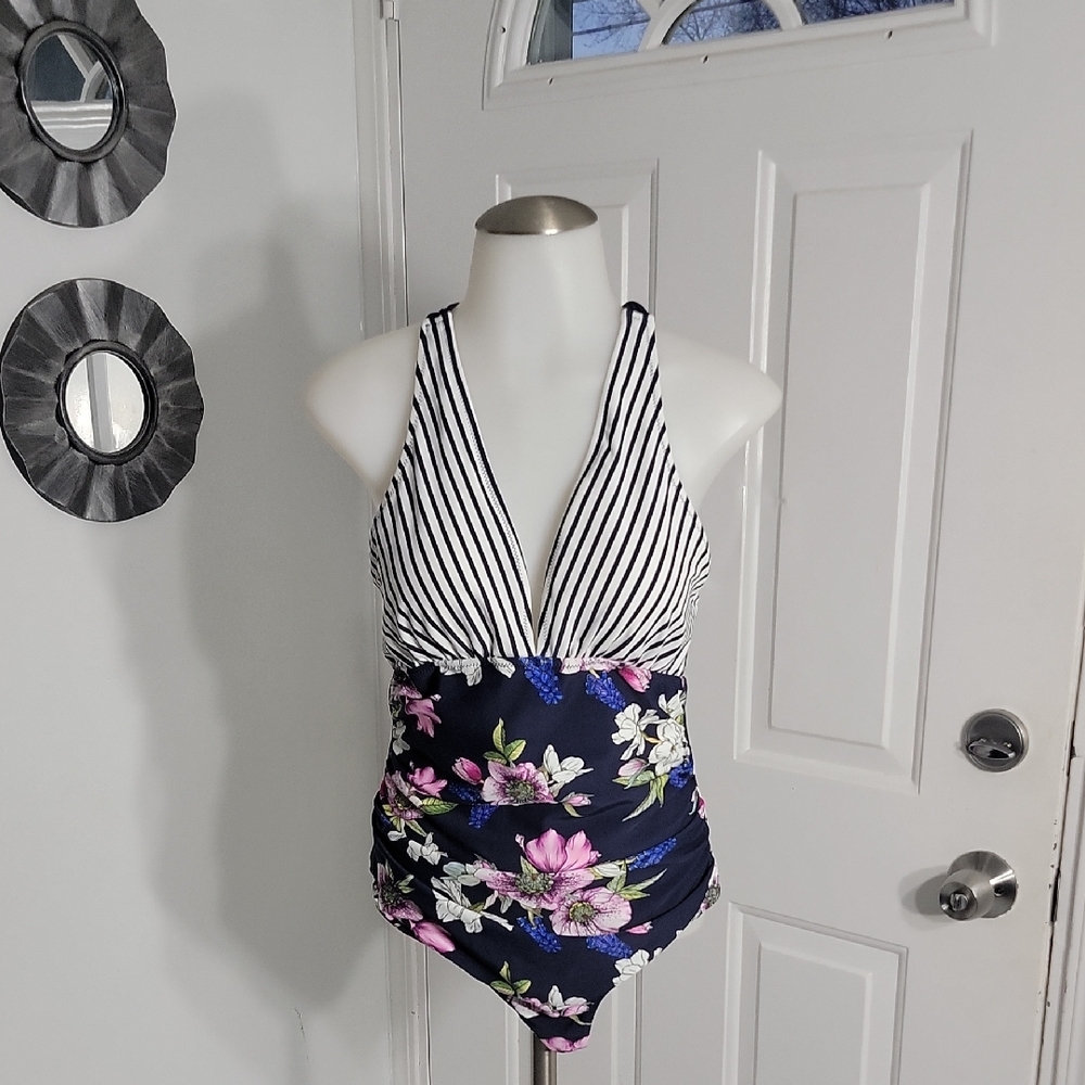 Cupshe Floral Striped One Piece Swimsuit Size Large